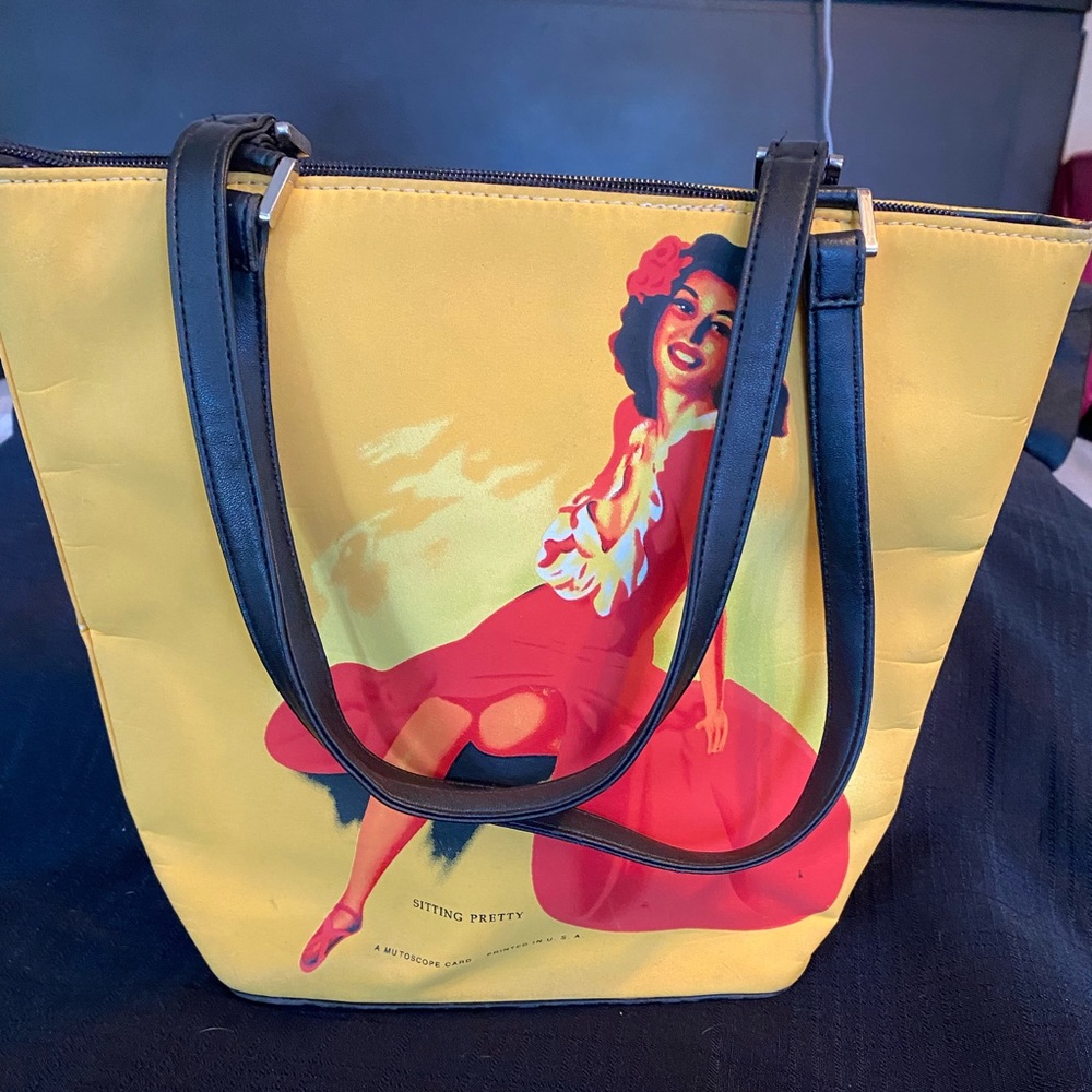 Pin up tote-yellow and black with a little bling